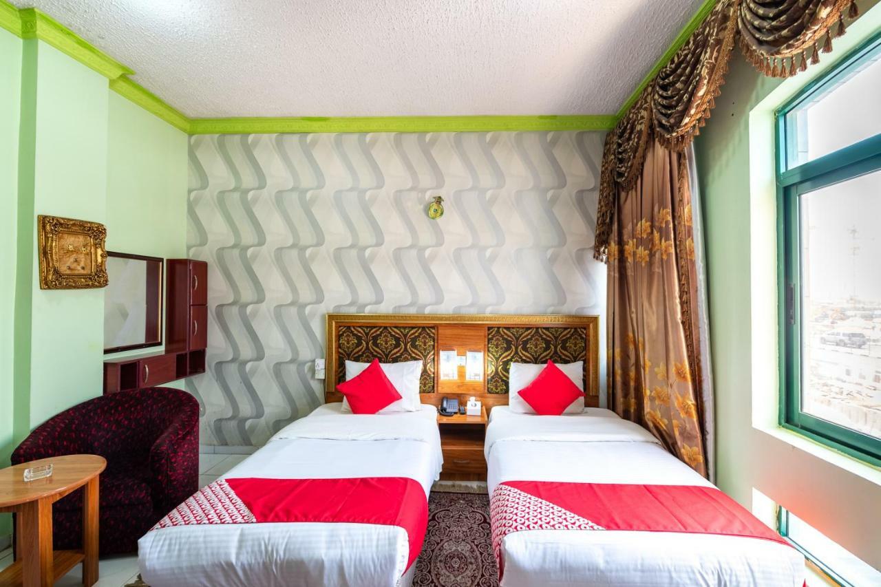Oyo 191 Golden Sea Hotel ดูไบ ภายนอก รูปภาพ